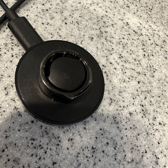 Oura Ring gen3 - size 11 - Picture 2 of 2
